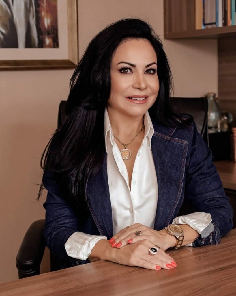 (*) Jaqueline Wichineski dos Santos