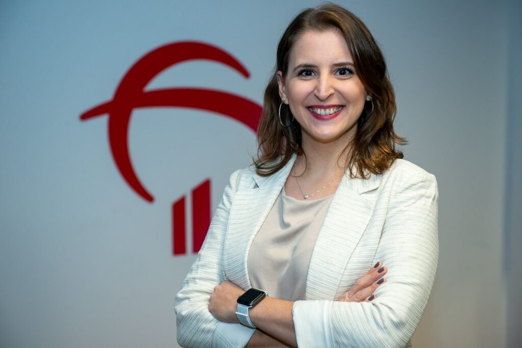 Karen Almeida, Gerente de Comunicação Interna do Grupo Segurador.