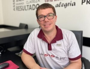 Éber Feltrim, especialista e consultor de negócios na área da saúde e CEO da SIS Consultoria,