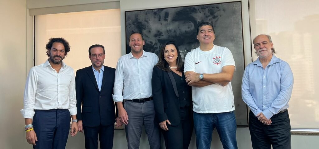  Cláudio Vale, Ivo Machado, Diego Azevedo, Juliana Fonseca, Richard Vinhosa e Gabriel Bugallo