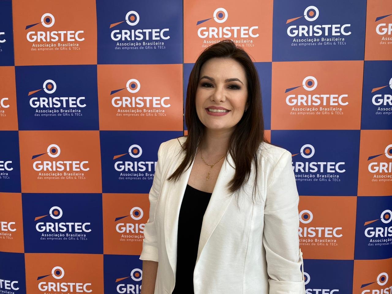 Bruna Medeiros, Presidente da GRISTEC - Associação Brasileira das Empresas de GRis e TECs