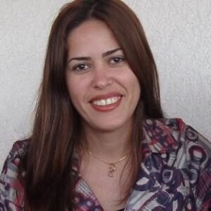 Dra. Cirlene Silva Siqueira, Advogada Sócia do Escritório Peres Filho Sociedade de Advogados