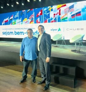 Ivanildo Sousa, diretor da Agência Seg News e Marcos Couto, CEO da Alper Seguros
