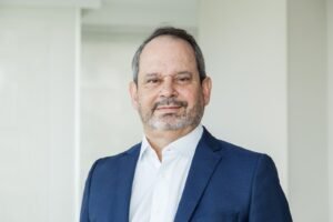 Luciano Lima, Diretor Comercial Sênior da Justos