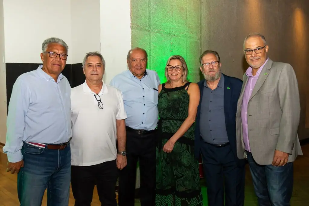 Foto: Diretoria do CCS-SP Gestão 2024/2026: Jorge Teixeira Barbosa, Edmar Fornazzari e Lacir Marcondes Melo (membros do Conselho Fiscal), Ivone Arello Barbosa (tesoureira), Álvaro Fonseca (mentor) e Gilberto Januário (secretário)