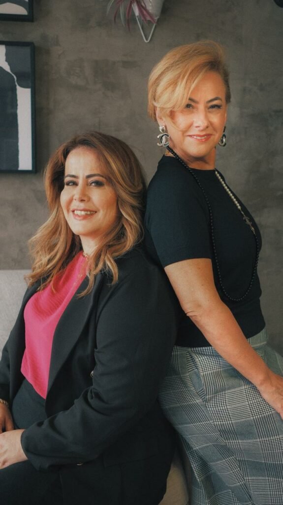Silvana Simões Pessoa e Regina Singilo, presidente e vice-presidente da Associação Brasileira de Advogados de Empresas de Consórcio (ABAEC)