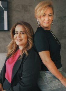 Silvana Simões Pessoa e Regina Singilo, presidente e vice-presidente da Associação Brasileira de Advogados de Empresas de Consórcio (ABAEC)