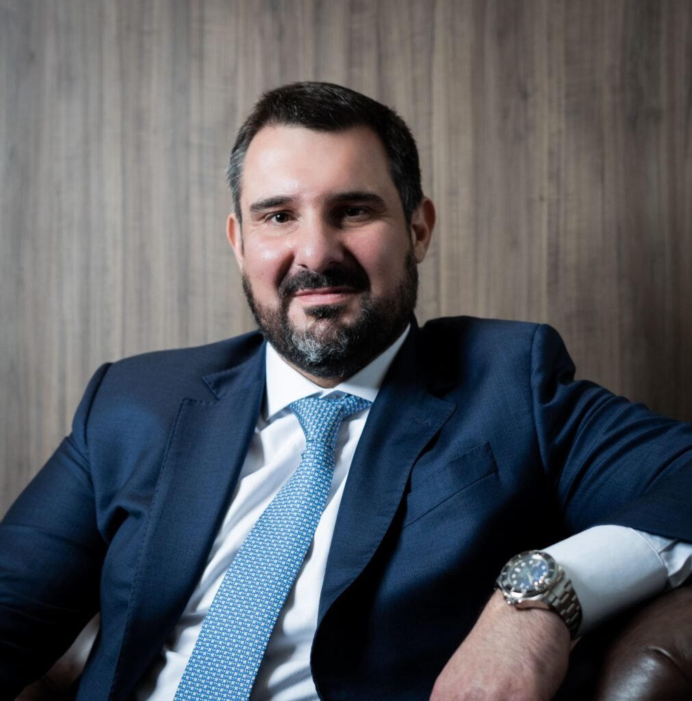 Lucas Miglioli, sócio-fundador do escritório M3BS Advogados e membro da Comissão Permanente de Governança e Integridade da OAB/SP e da Comissão Especial de Compliance da OAB/SP