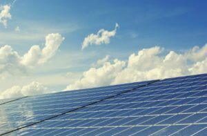 Placas de energia solar (Fonte: Pixabay)