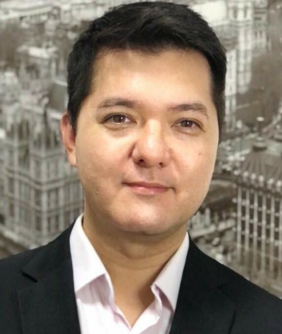 Marco Yamada - coordenador jurídico no escritório Mandaliti