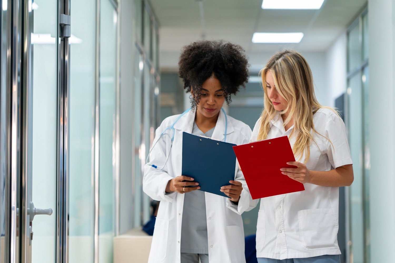 Médicas (Freepik)