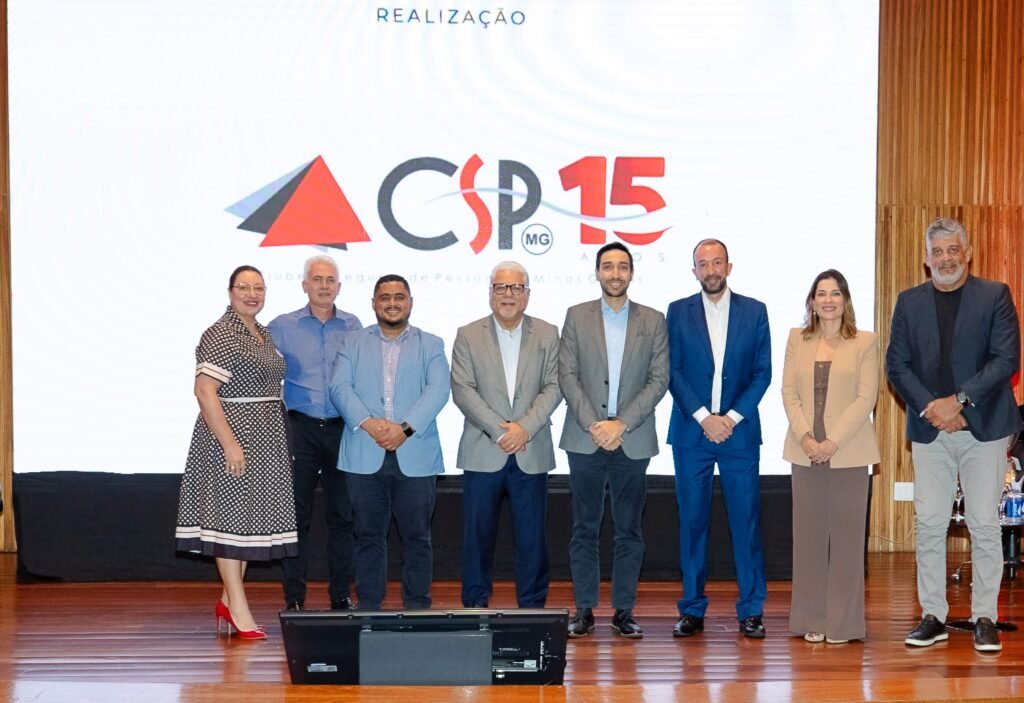 Foto: Evento em Uberlândia reuniu corretores de seguros, lideranças do CSP-MG, ASCORSEG, Sincor-MG, Bradesco Vida e Previdência (BVP), SindSeg MG/GO/MT/DF e contou com palestra do corretor Rogério Araújo (*) Foto: Mauro Marques
