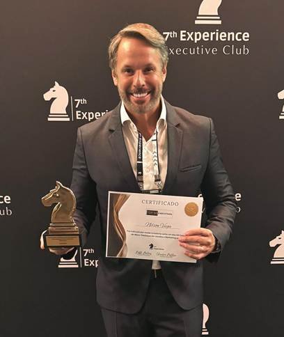 Nelson Veiga no Top 10 Executivos de Destaque em Vendas e Marketing. Crédito_divulgação