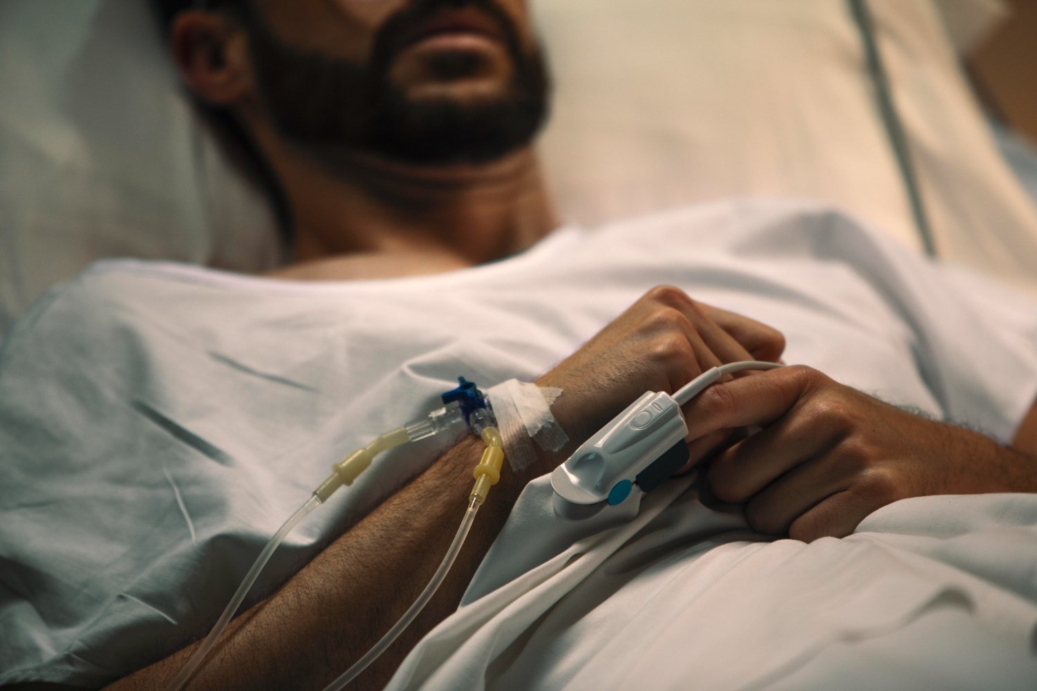Homem hospitalizado