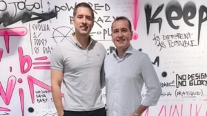 Foto: Carlos Alberto Souza Barros fundador, Co-CEO da Darwin, e Geniomar Pereira, novo diretor comercial da seguradora