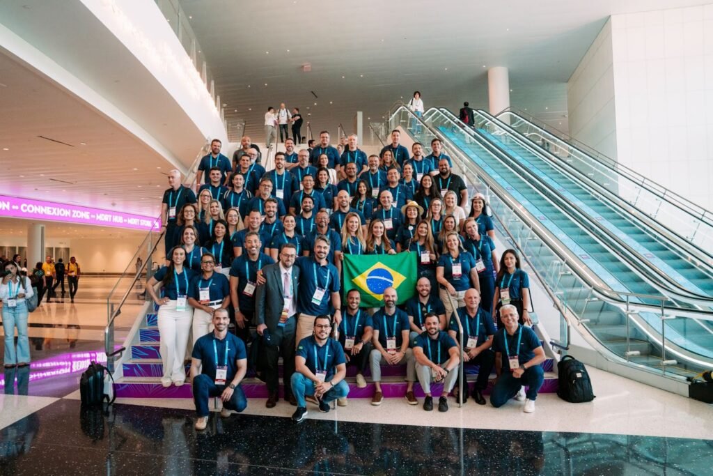 Campanha levou especialistas em proteção financeira ao MDRT 2025 e líderes ao Disney Institute